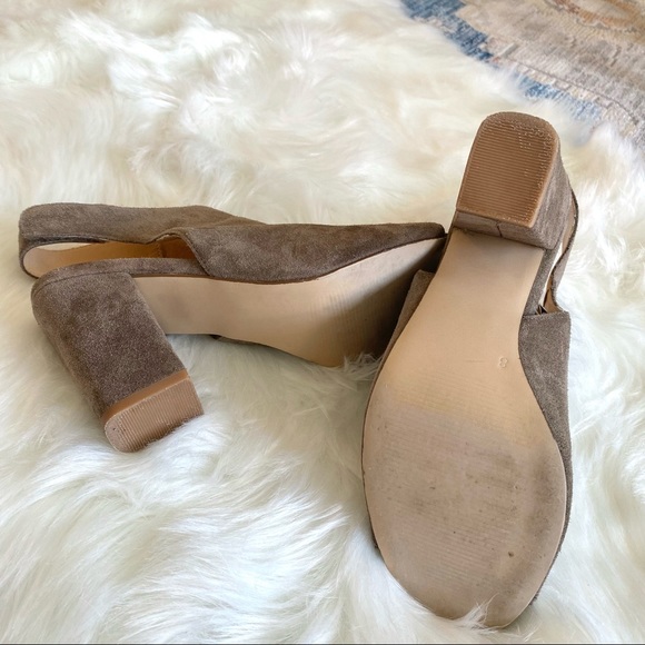Franco Fortini Size 8 Lisa Genuine Suede Peep Toe Block Heels Taupe - Picture 9 of 9